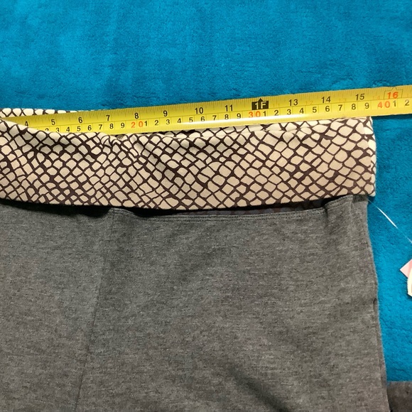 JUICY COUTURE SNAKE OMBRÉ FOLD OVER WAIST STRAIGHT LEG PANTS CAMI - Picture 5 of 13